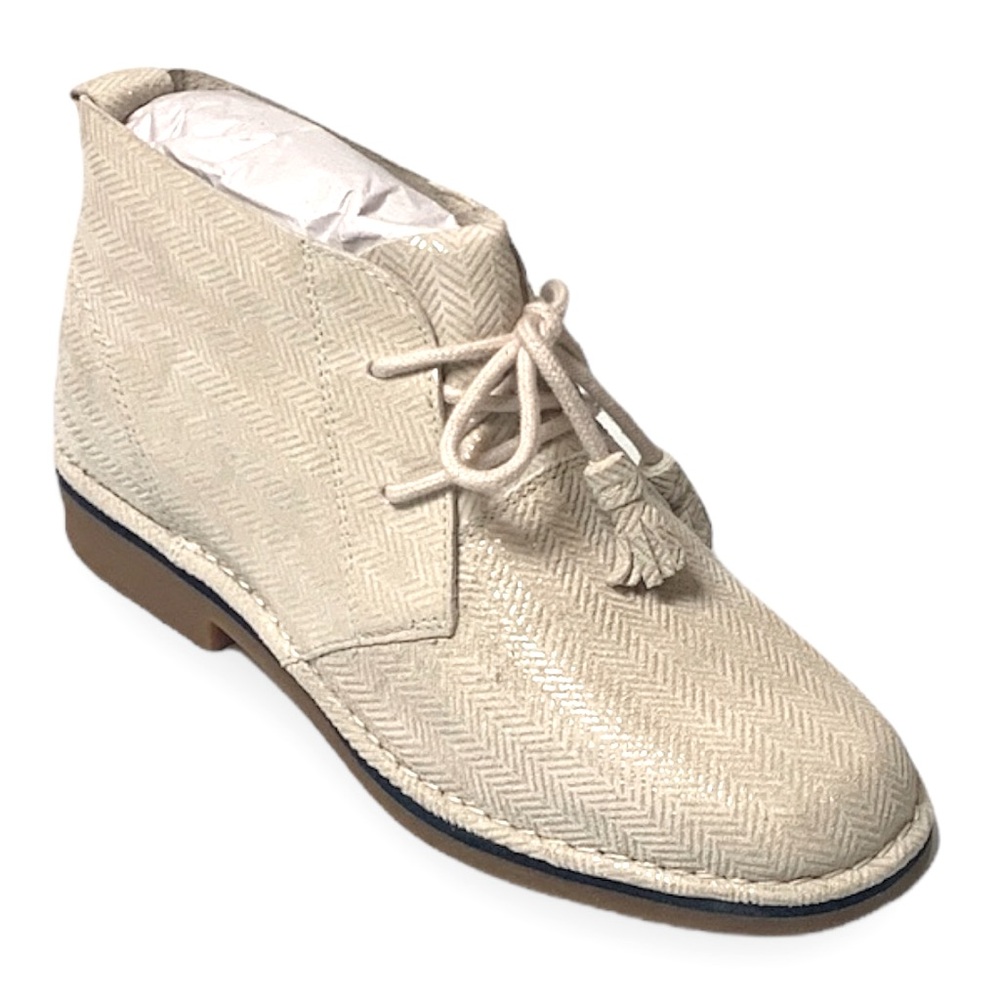 Trendy Lace-Up Ankle Boot (Cyra Catelyn)